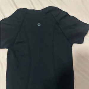 Lululemon swiftly tech Size:2 Color:Black condition:good Worn: yes